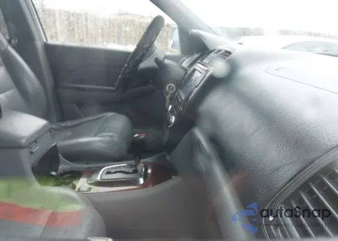 2005 Acura Mdx z USA, uszkodzony, nr VIN 2HNYD18205H543283